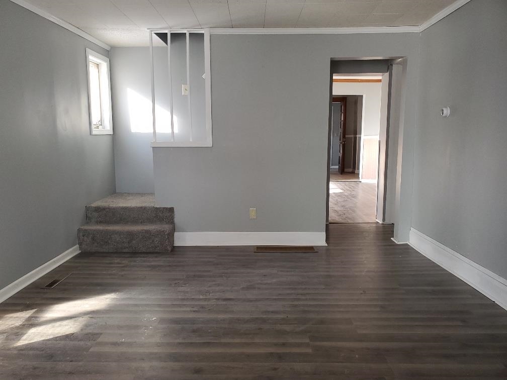 1103 N Kinney