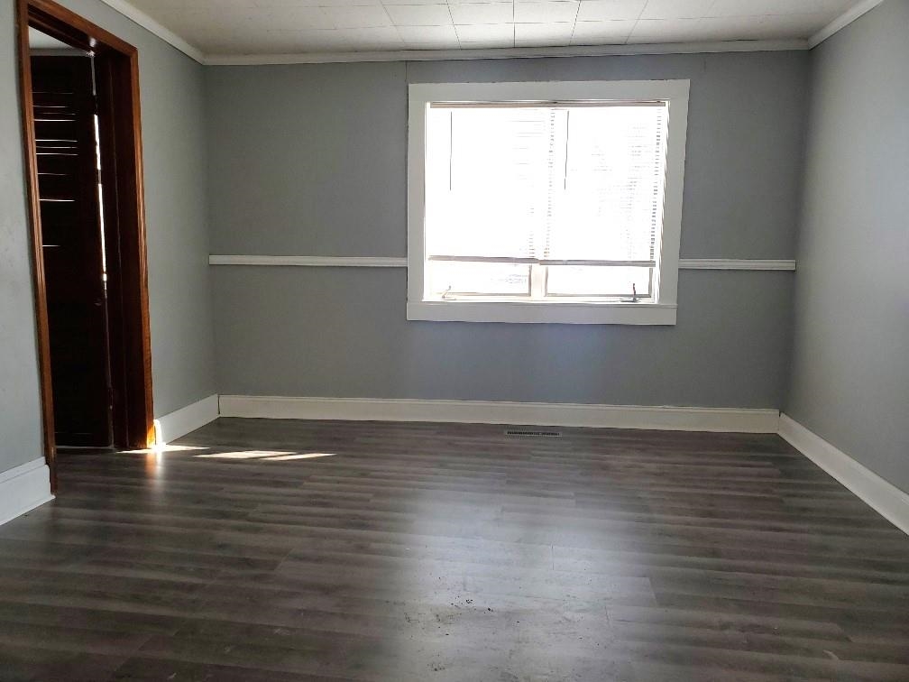 1103 N Kinney