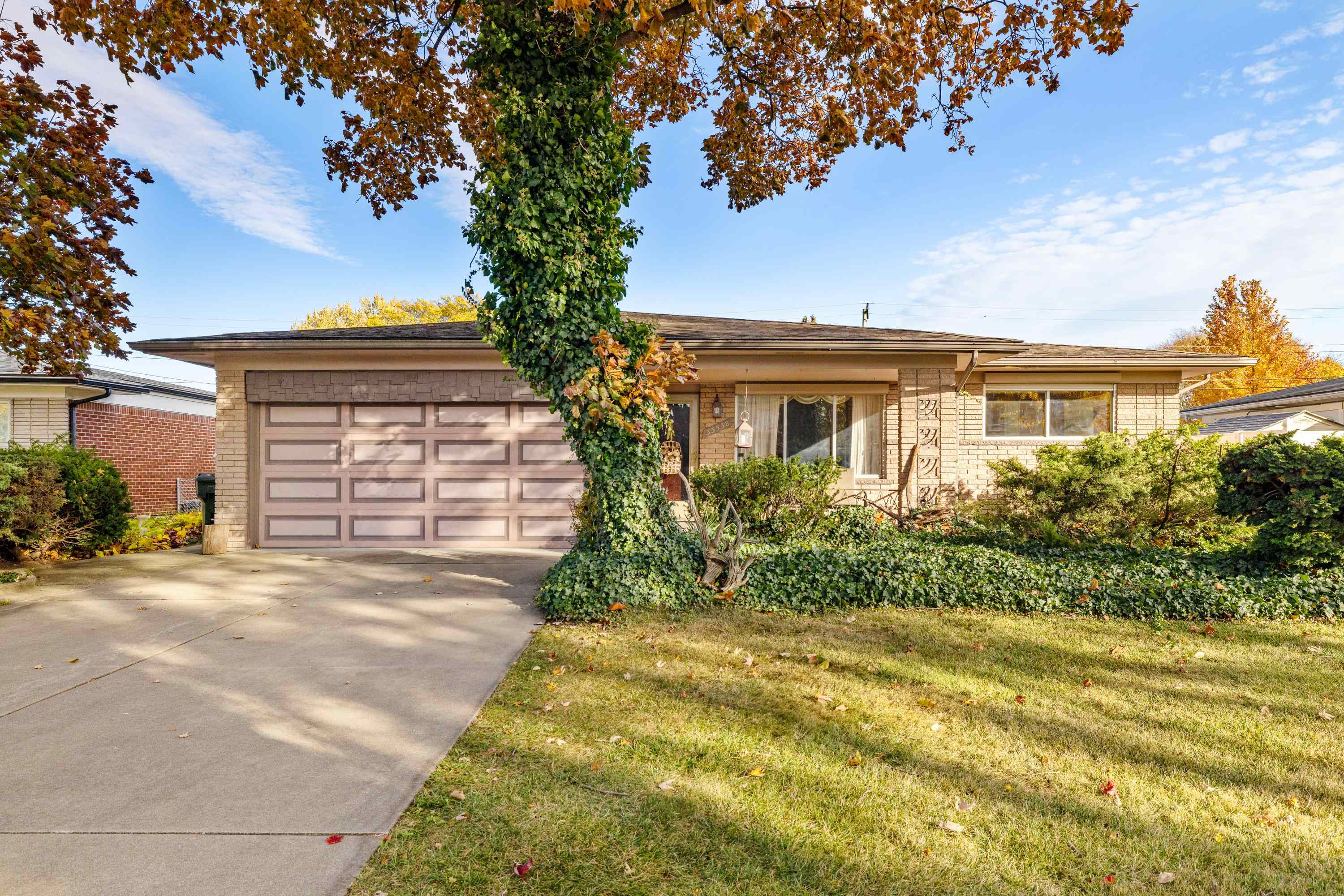 33538 Somerset Drive