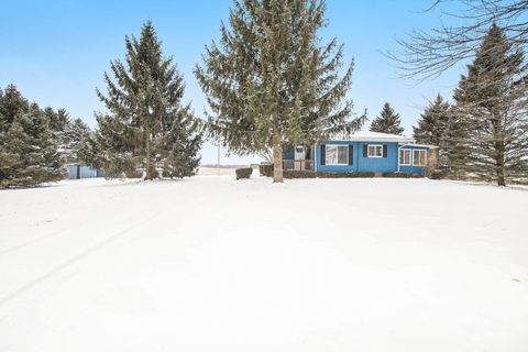 A home in FredoniaTownship_Calhoun