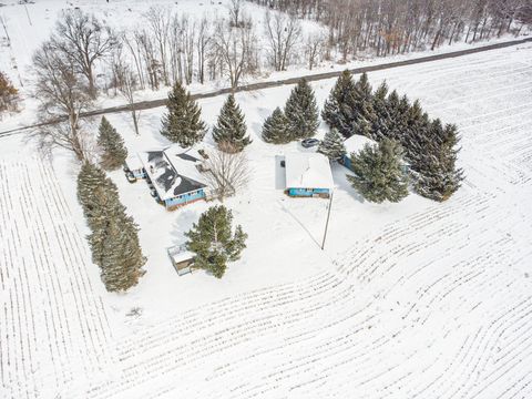 A home in FredoniaTownship_Calhoun