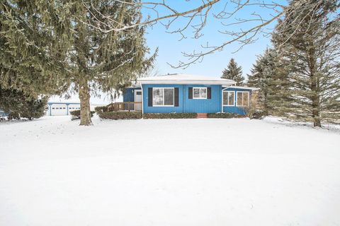 A home in FredoniaTownship_Calhoun