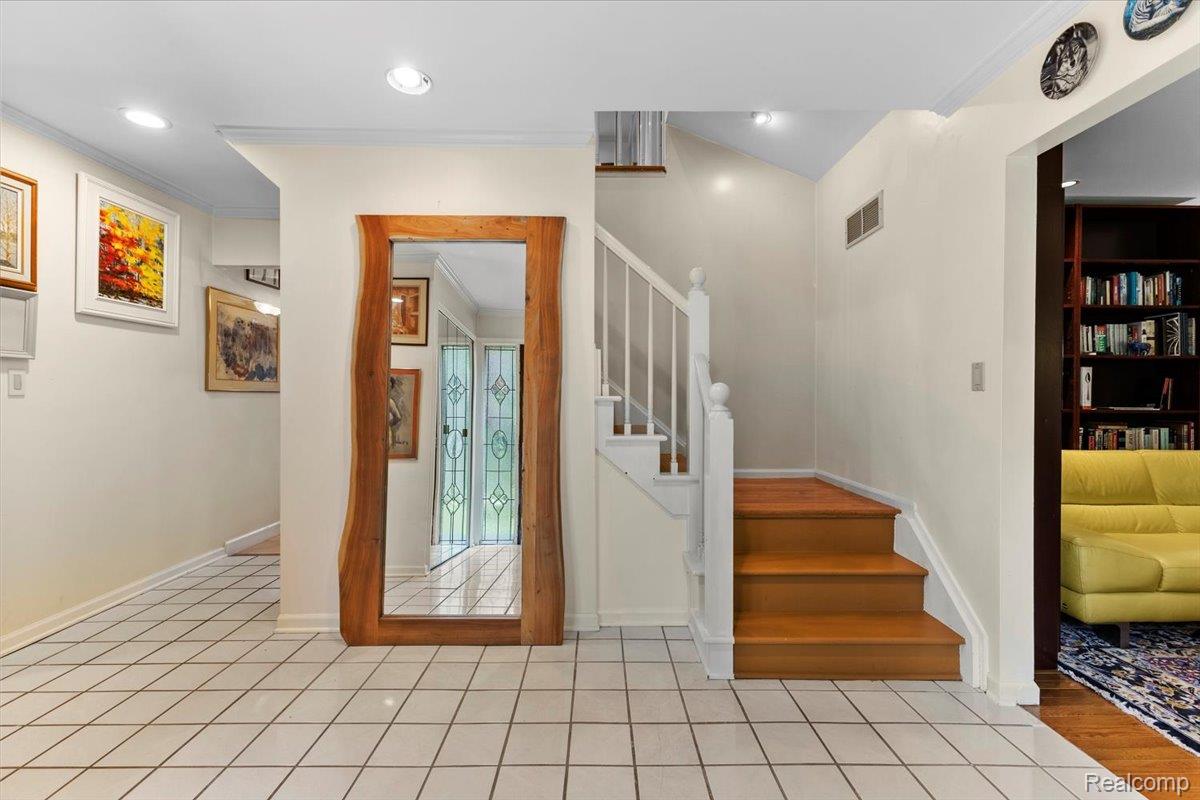 4824 Quarton Road