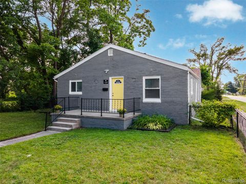 20885 Westview Avenue Ferndale City MI 48220