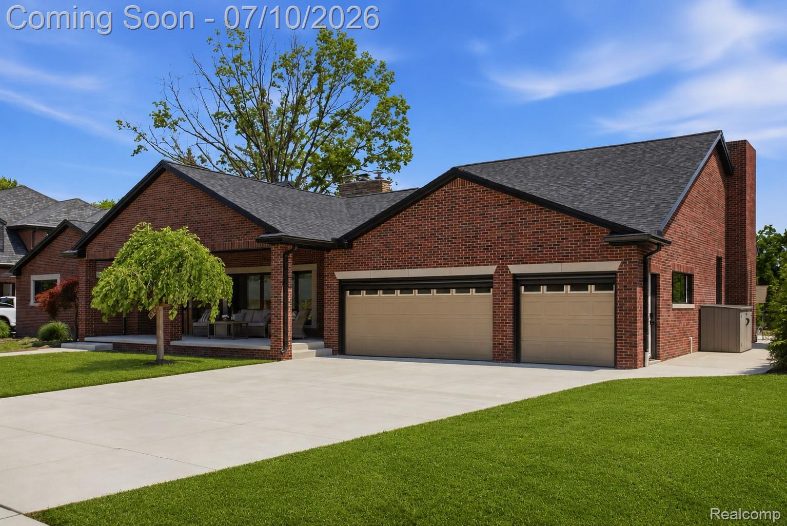 600 WOODCREST Drive