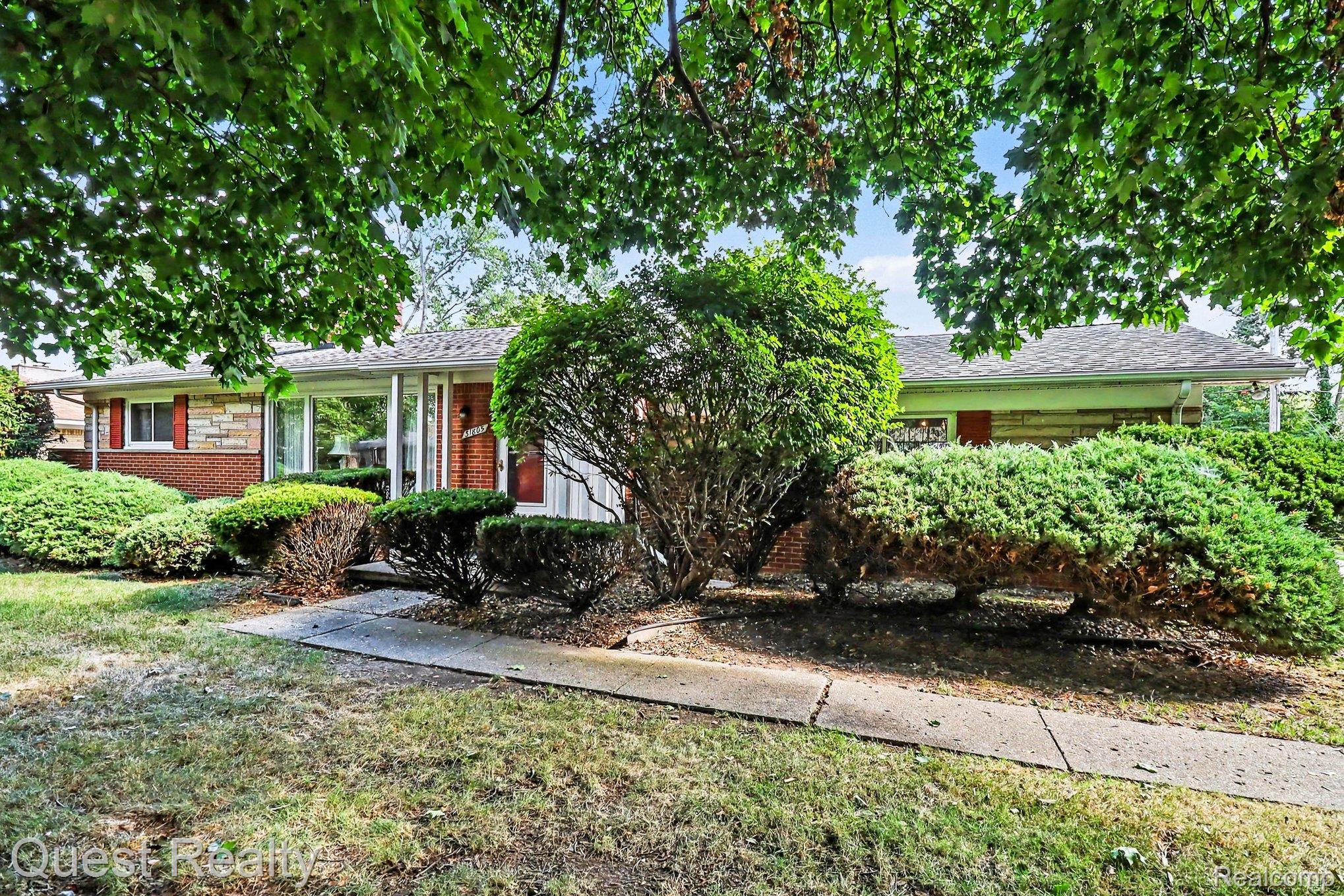 31805 Coronet Drive