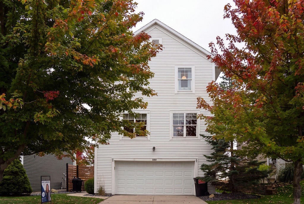 6469 Green Ash Drive