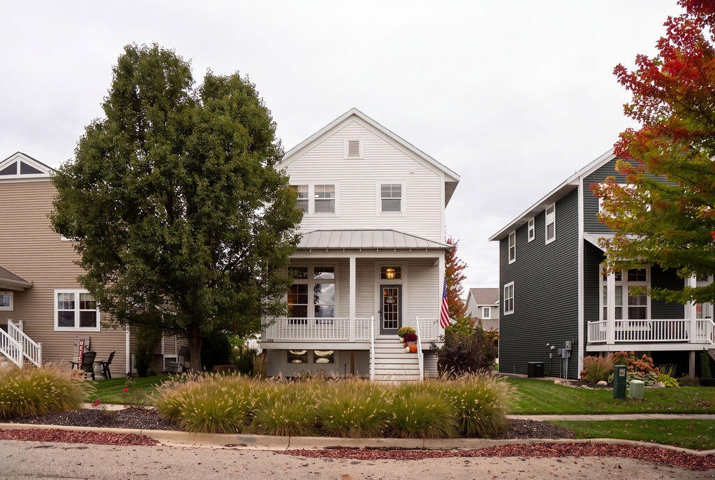 6469 Green Ash Drive