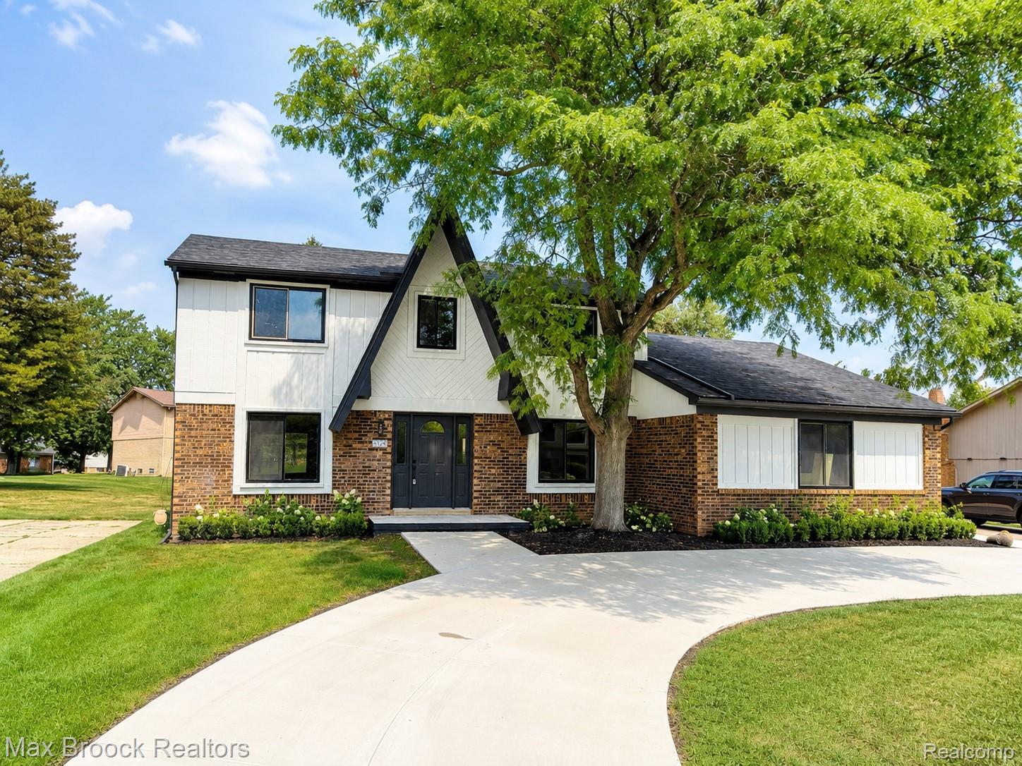 6128 Anne Drive