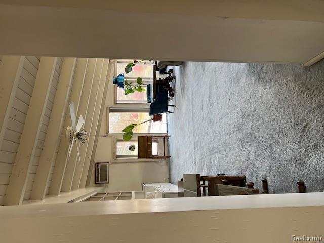 915 E Court Street 104