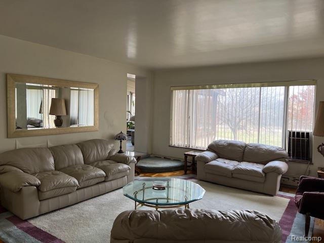 915 E Court Street 104