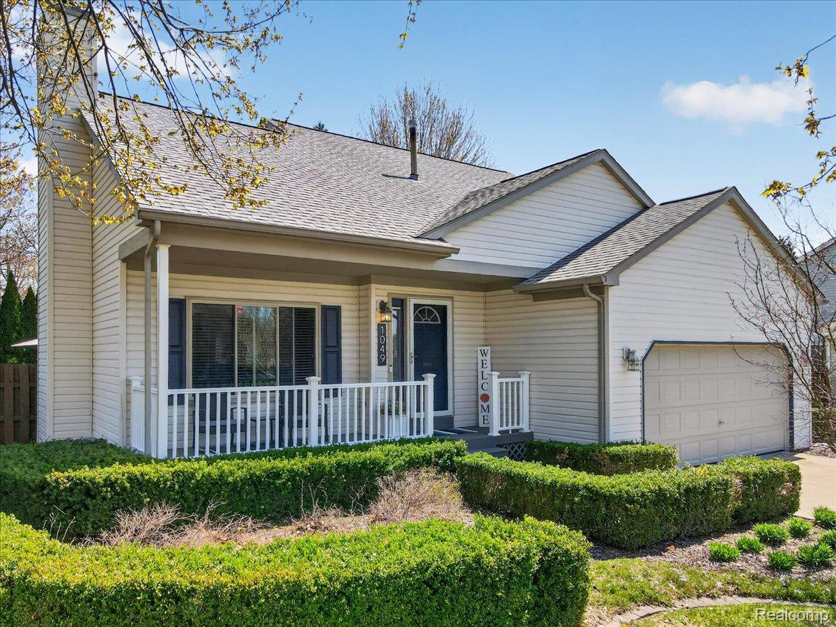 1049 Yale Drive
