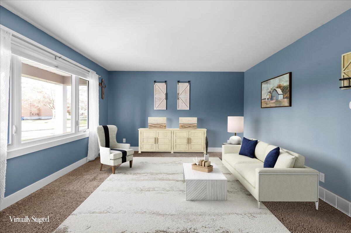 1420 Worcester Drive NE