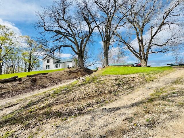 6828 W Clarksville Road