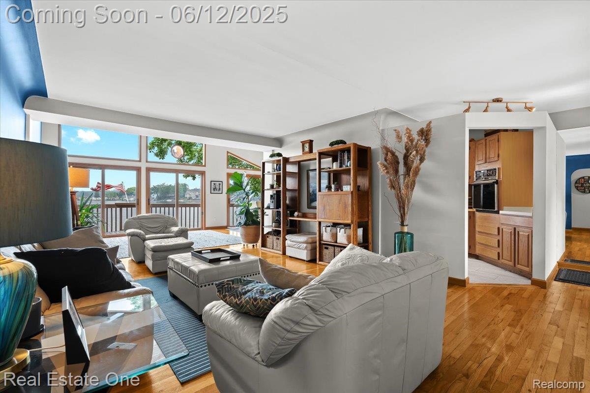 10164 Elizabeth Lake Road
