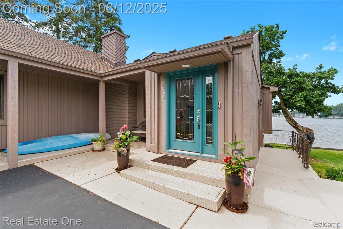 10164 Elizabeth Lake Road