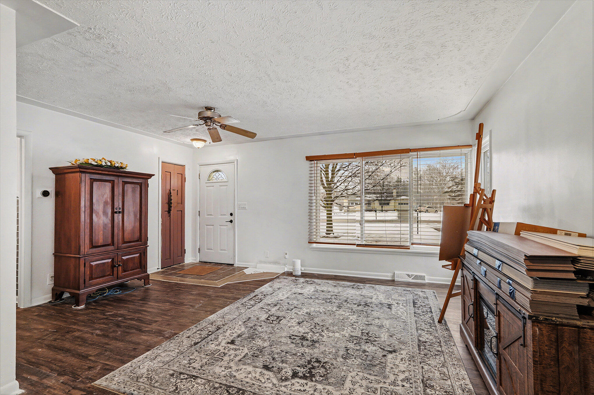 241 Kinney Avenue NW