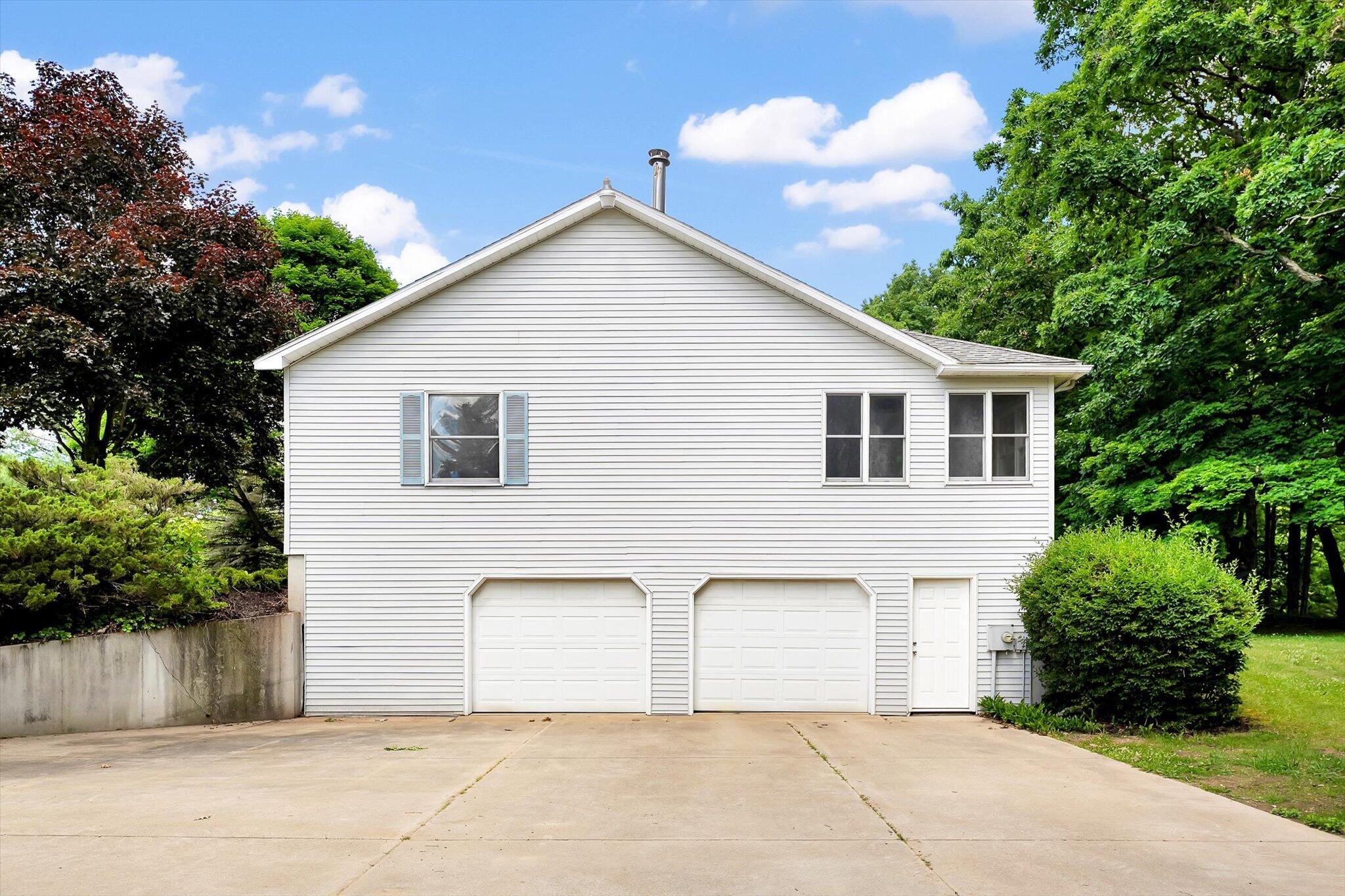 4045 Farrel Road