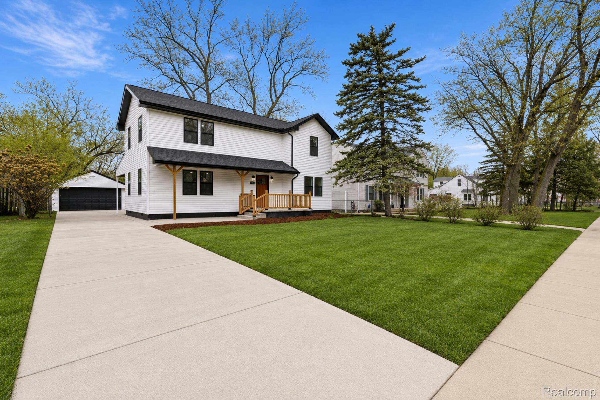 19377 Brentwood Street