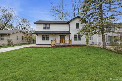 19377 Brentwood Street Livonia City MI 48152