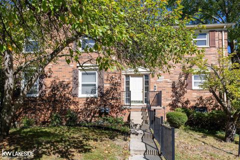 6322 Pepper Hill Street West Bloomfield Charter Township MI 48322