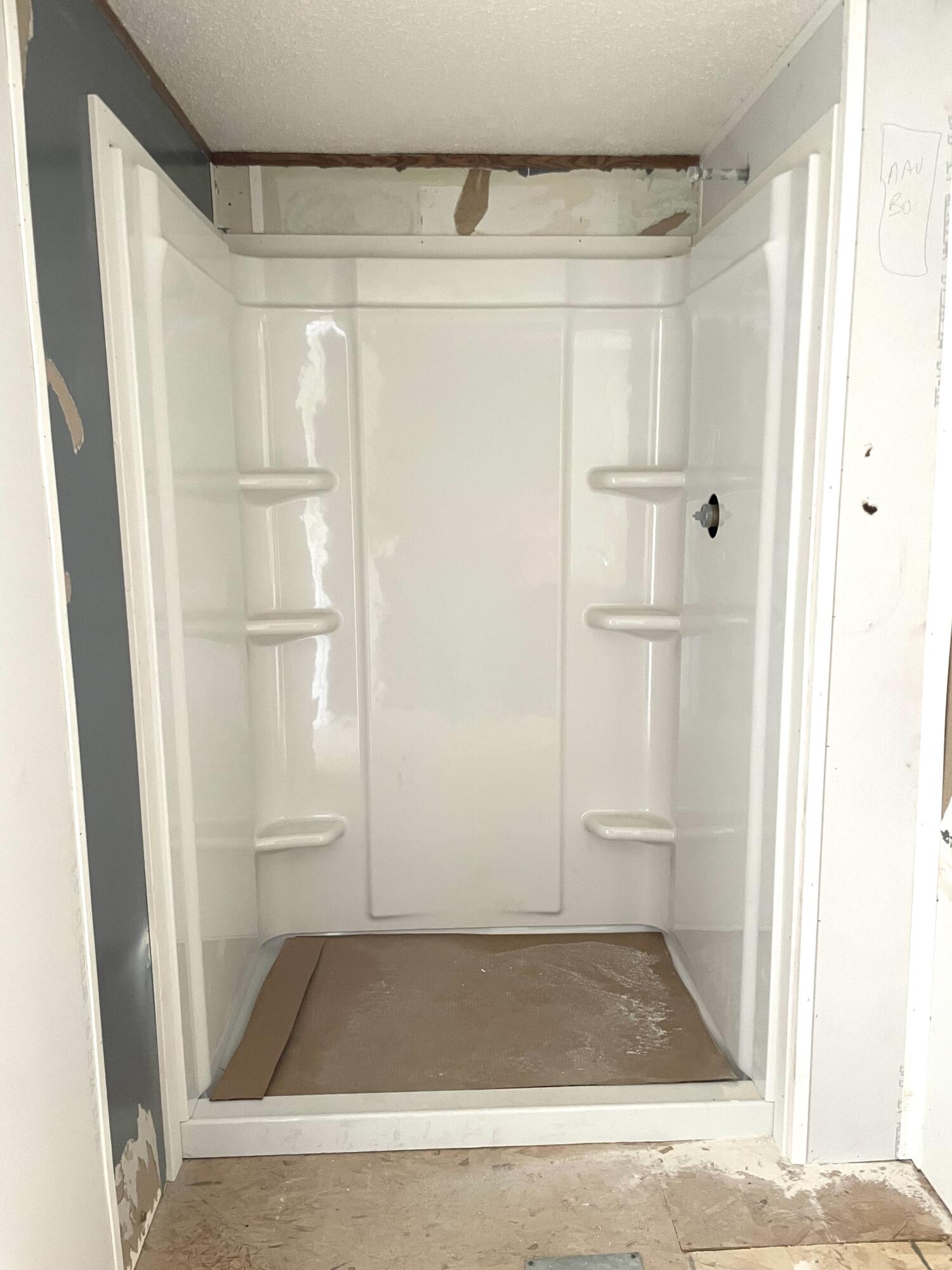 3900 W Jefferson Avenue