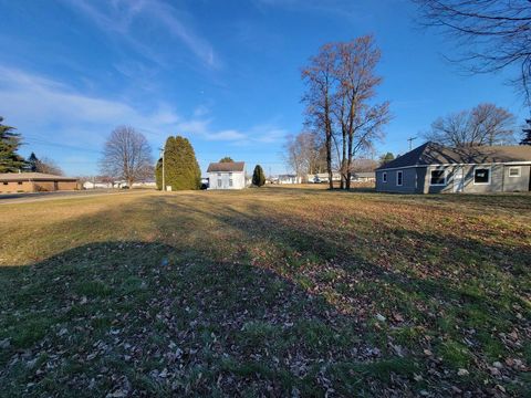 VL Farwell Ave Sturgis City MI 49091