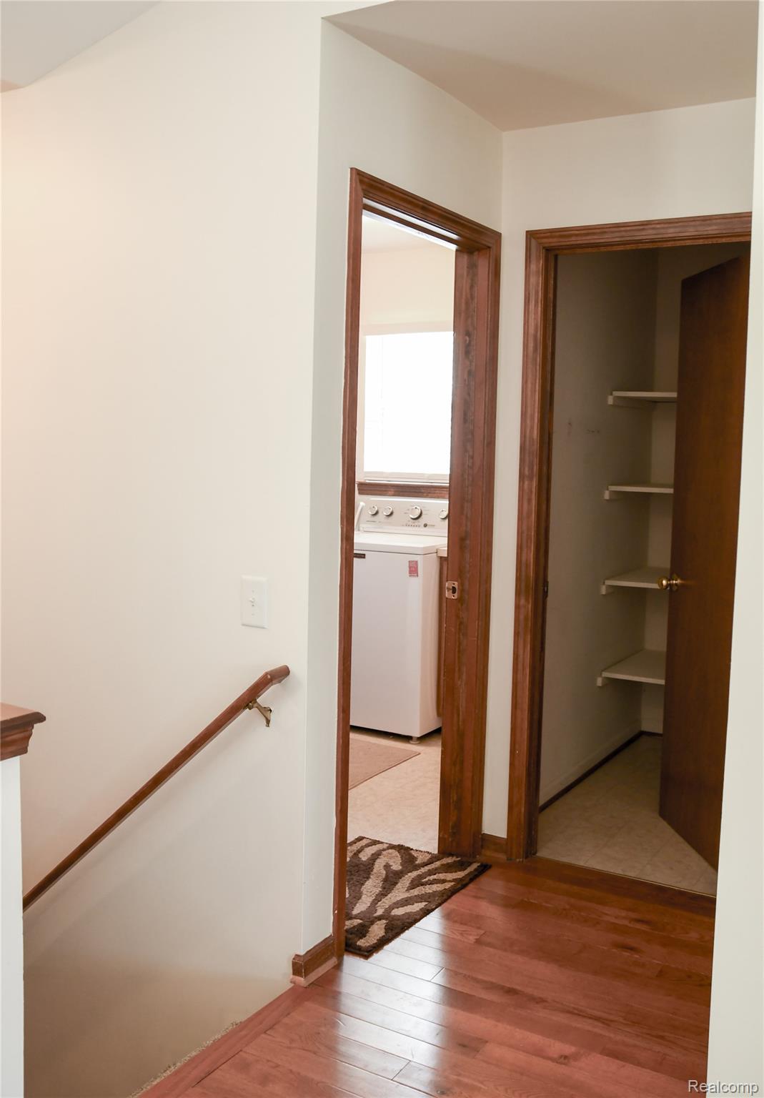 Capac Village, Michigan 48014, United States, 2 Bedrooms Bedrooms, ,2 BathroomsBathrooms,Residential,Pending,203699