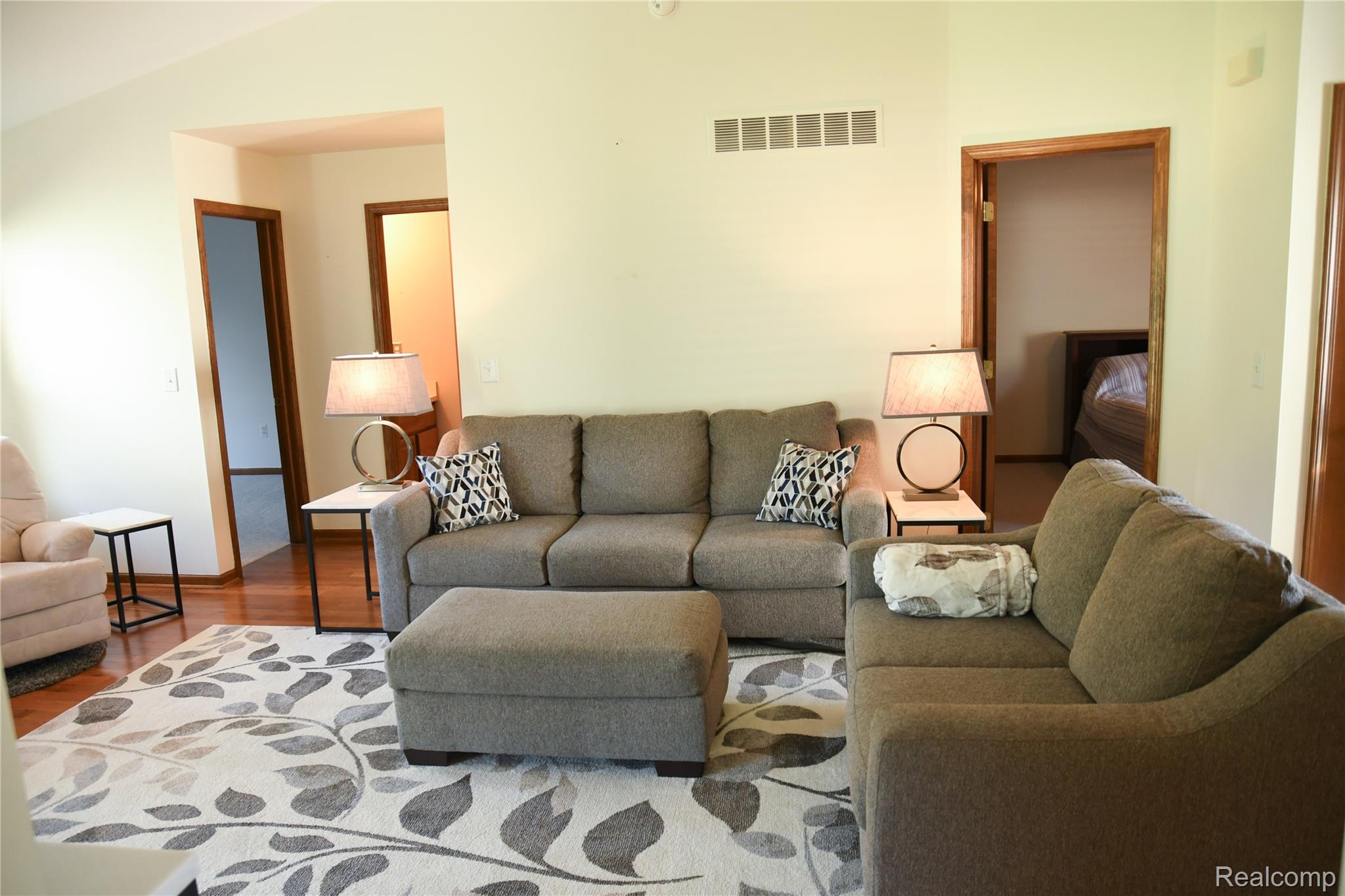 Capac Village, Michigan 48014, United States, 2 Bedrooms Bedrooms, ,2 BathroomsBathrooms,Residential,Pending,203699