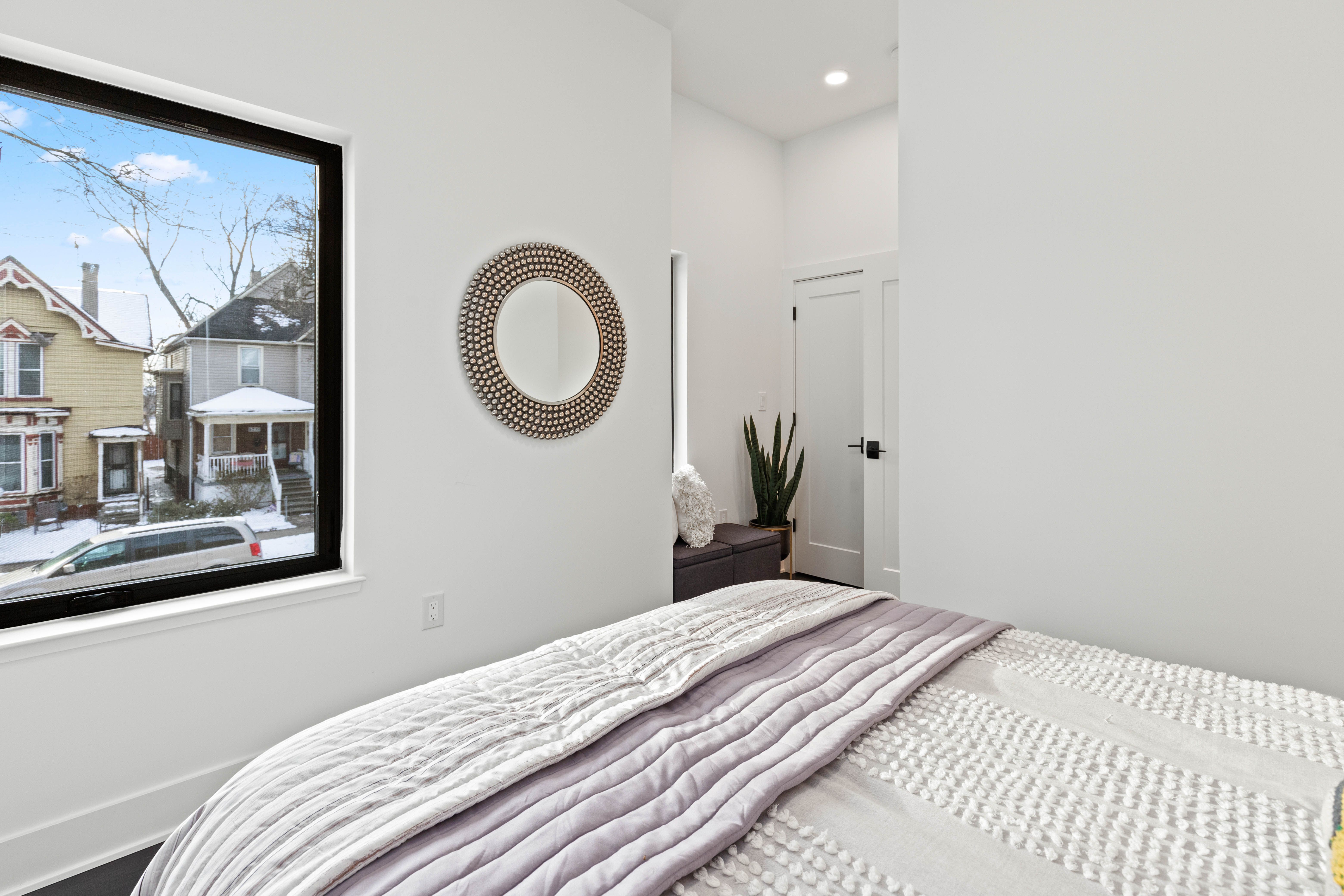 Detroit City, Michigan 48208, United States, 2 Bedrooms Bedrooms, ,3 BathroomsBathrooms,Residential,Active,131839