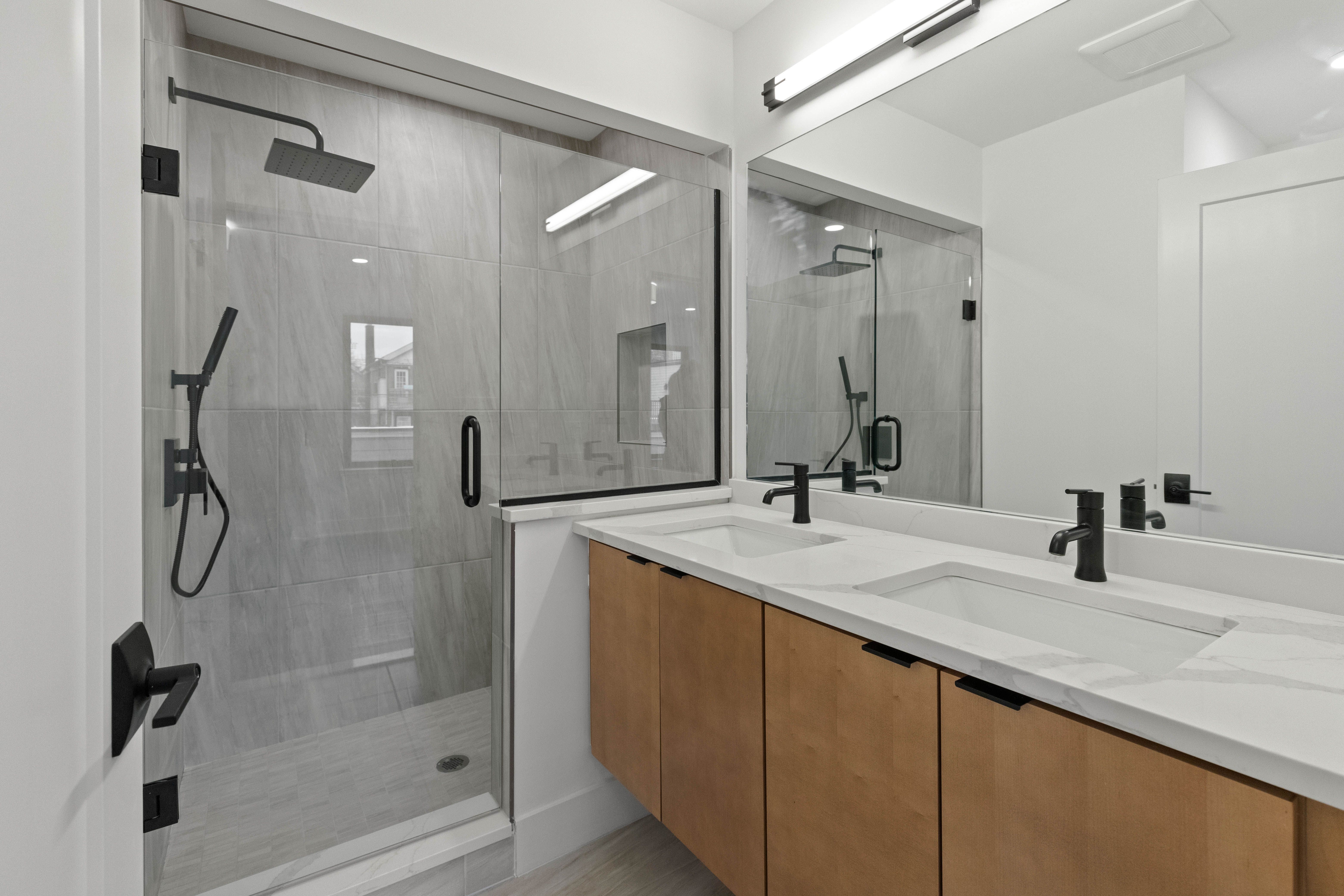 Detroit City, Michigan 48208, United States, 2 Bedrooms Bedrooms, ,3 BathroomsBathrooms,Residential,Active,131839