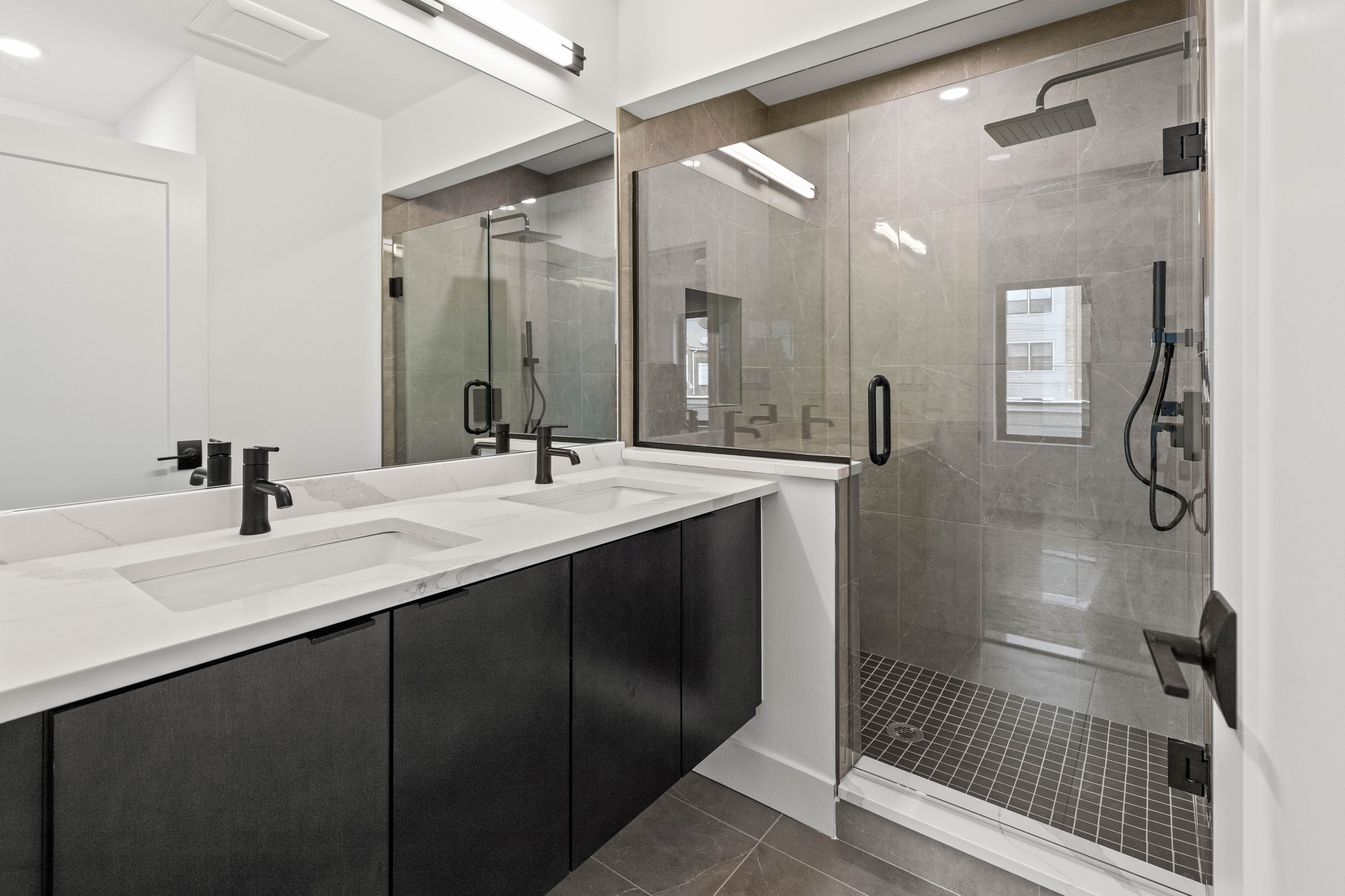 Detroit City, Michigan 48208, United States, 2 Bedrooms Bedrooms, ,3 BathroomsBathrooms,Residential,Active,131839