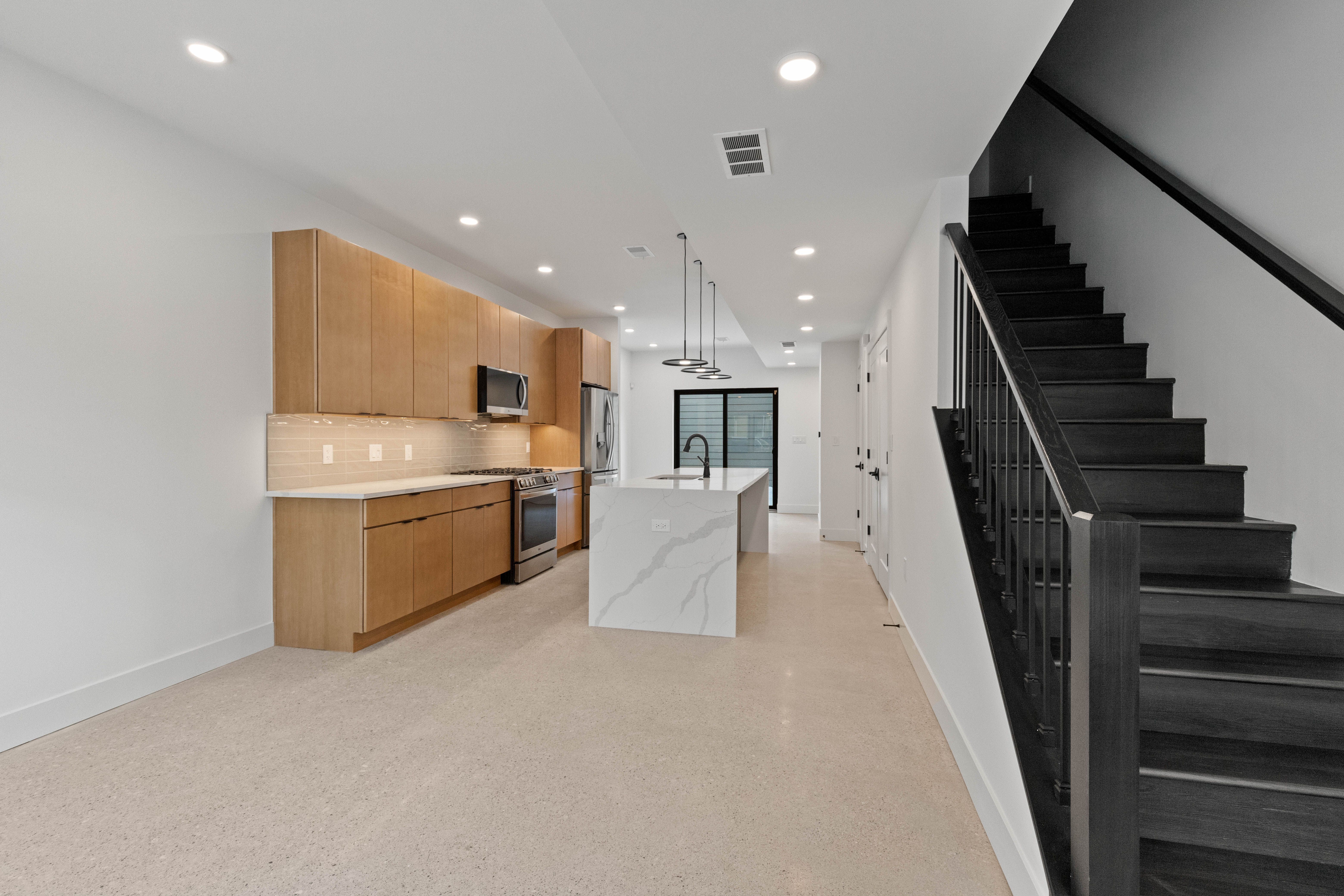 5234 AVERY Street