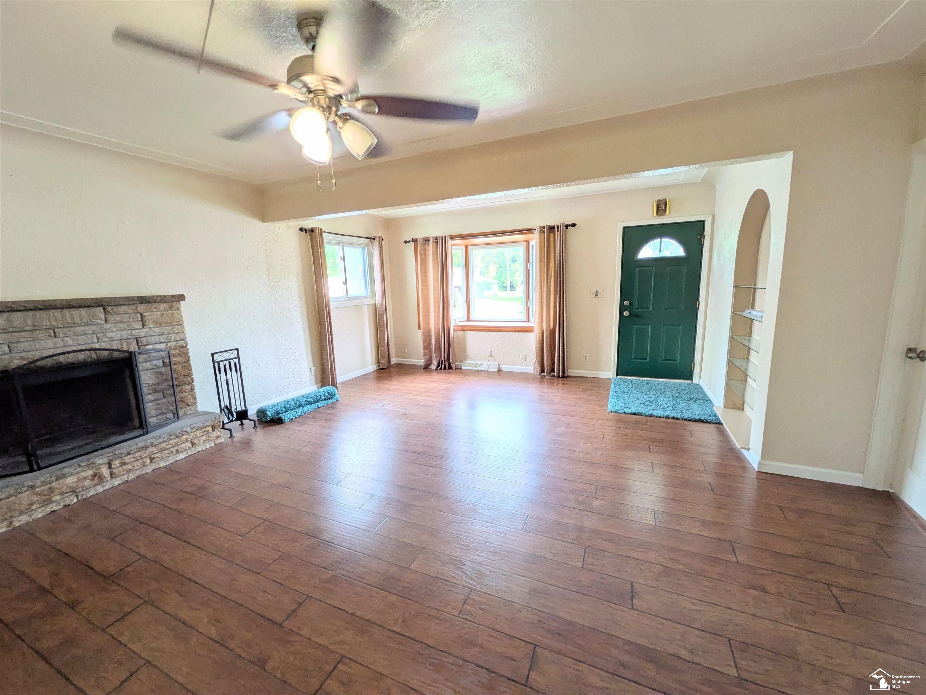 1957 Vivian Road