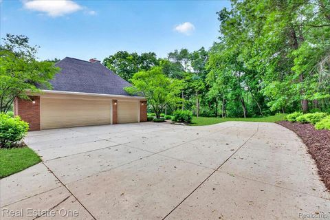 Tiny photo for 425 Courtney Road, Addison Township, MI 48367 (MLS # 20261047824)