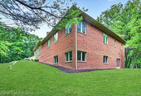 Tiny photo for 425 Courtney Road, Addison Township, MI 48367 (MLS # 20261047824)