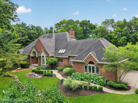 Photo of 425 Courtney Road, Addison Township, MI 48367 (MLS # 20261047824)