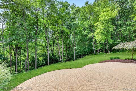 Tiny photo for 425 Courtney Road, Addison Township, MI 48367 (MLS # 20261047824)