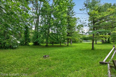 Tiny photo for 425 Courtney Road, Addison Township, MI 48367 (MLS # 20261047824)
