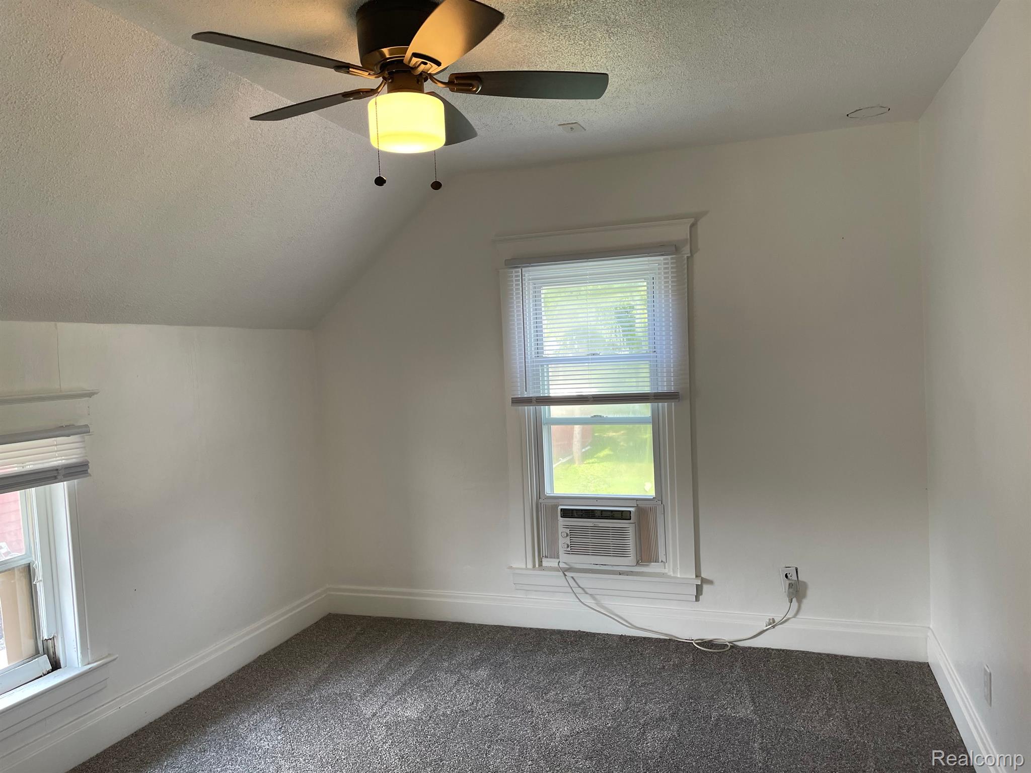7562 Miller Road