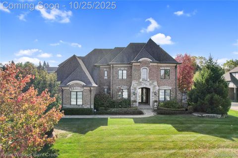 2821 Addison Circle S Oakland Charter Township MI 48306