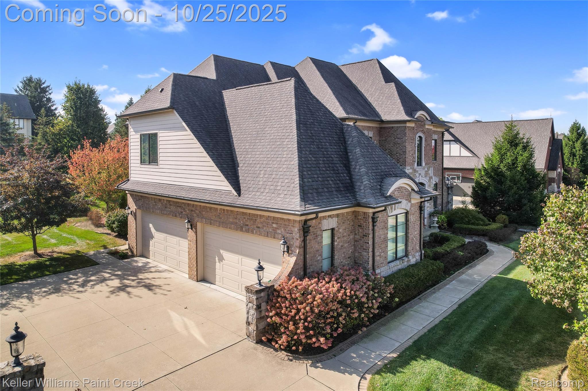 2821 Addison Circle S