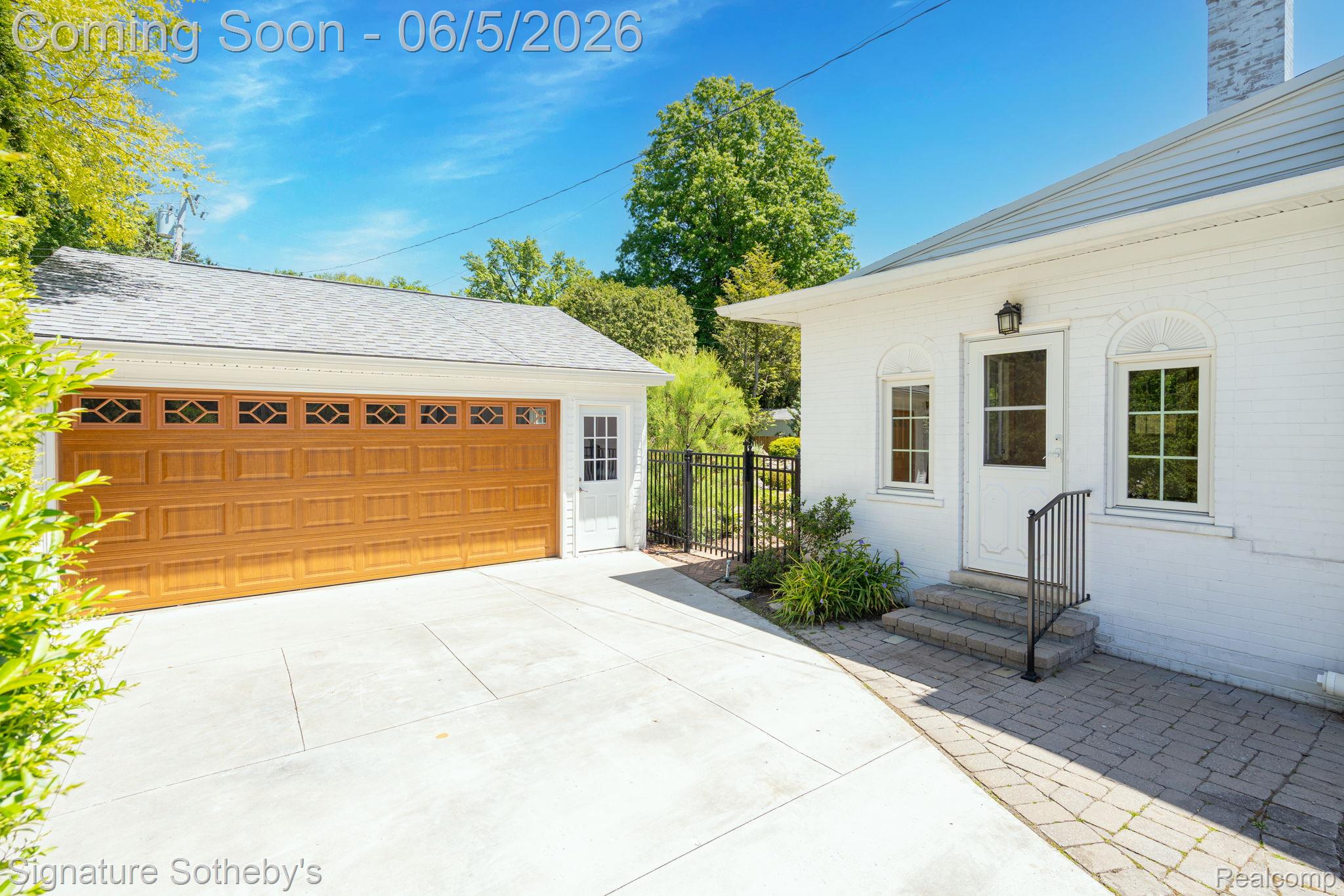 274 Hillcrest Avenue