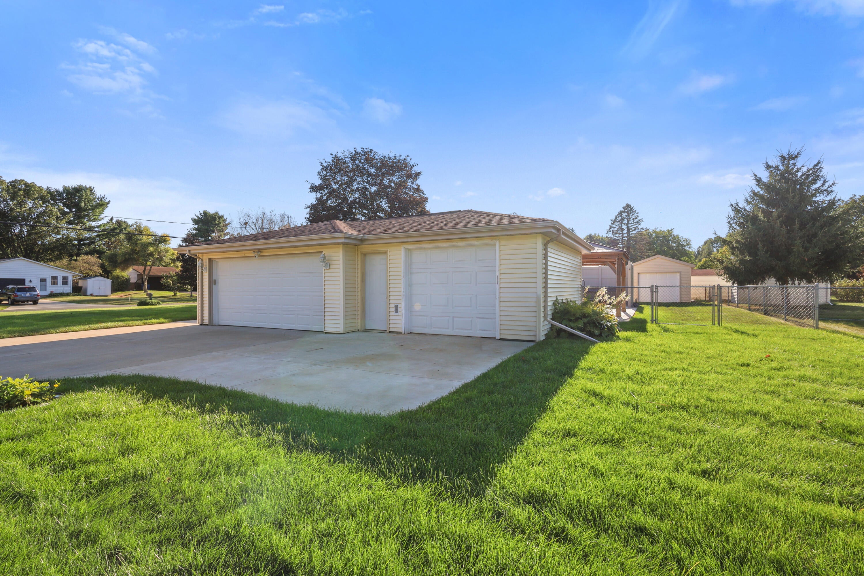 3695 Pinto Road