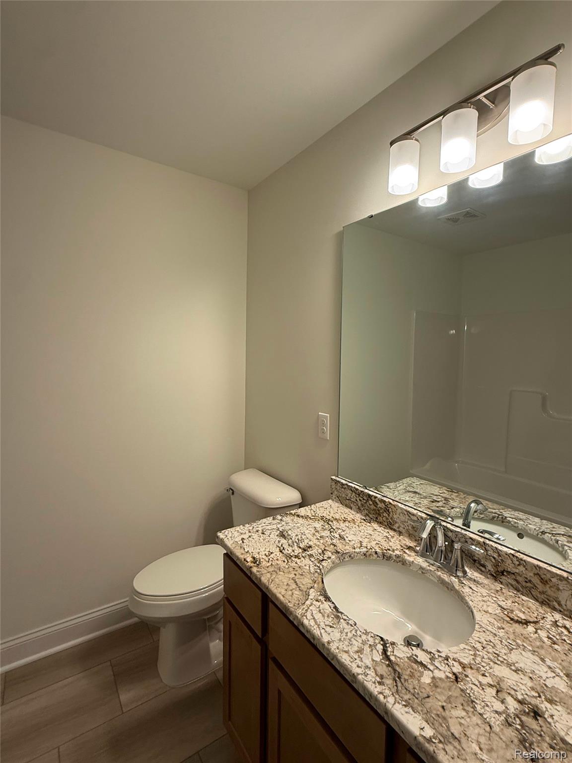 1044 Camellia Circle 45