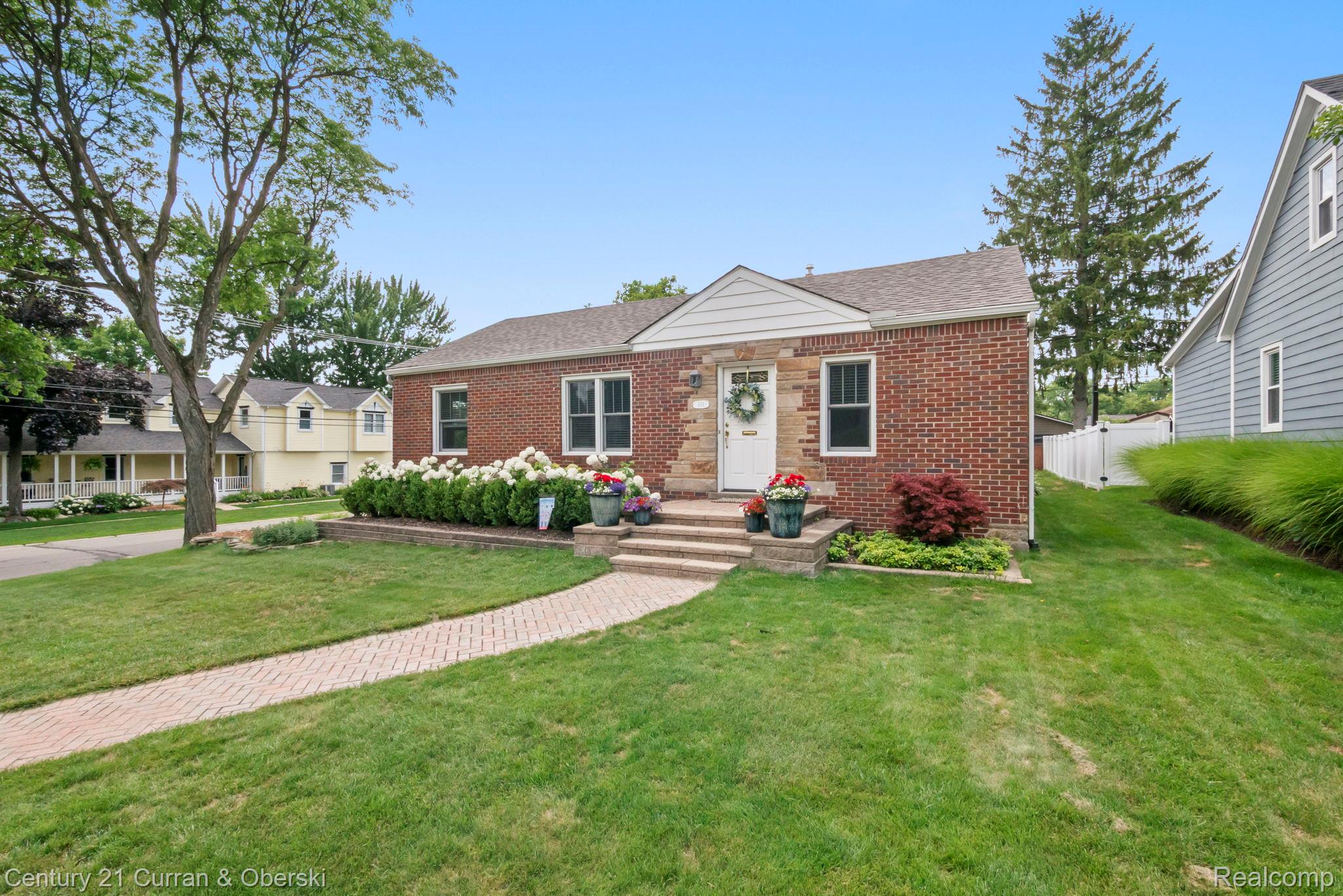 551 N Evergreen Street