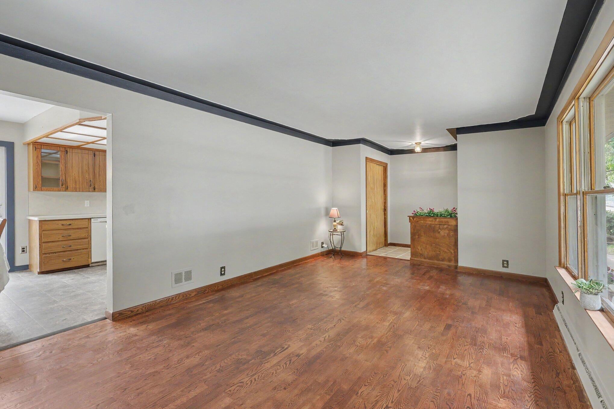 275 Taft Street