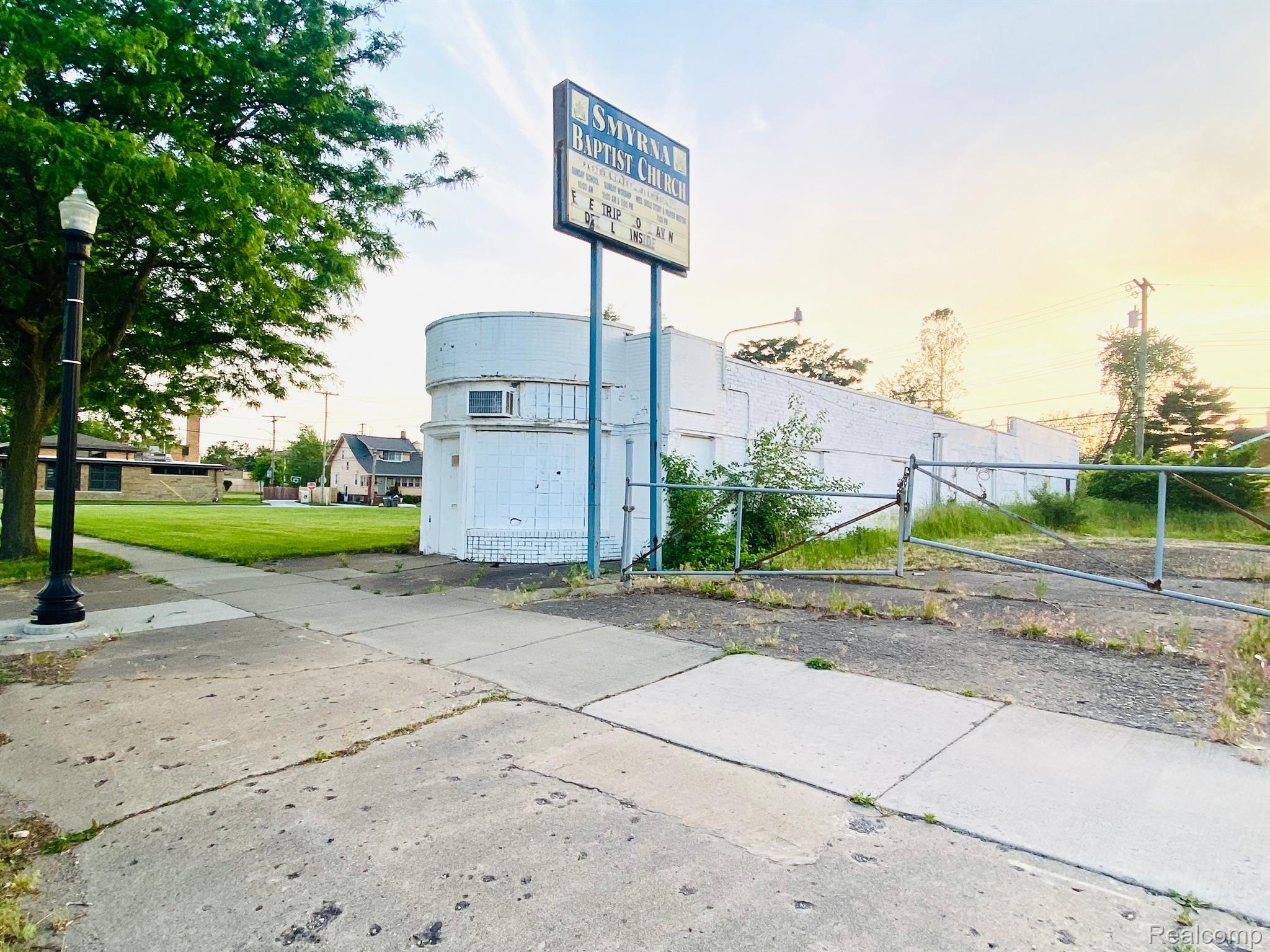 4158 W JEFFERSON Avenue