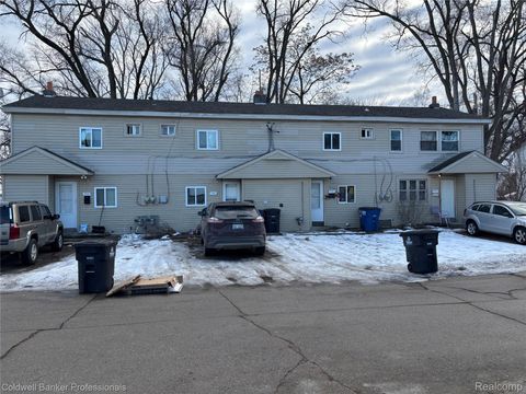 2103 Elbridge Court Westland City MI 48186