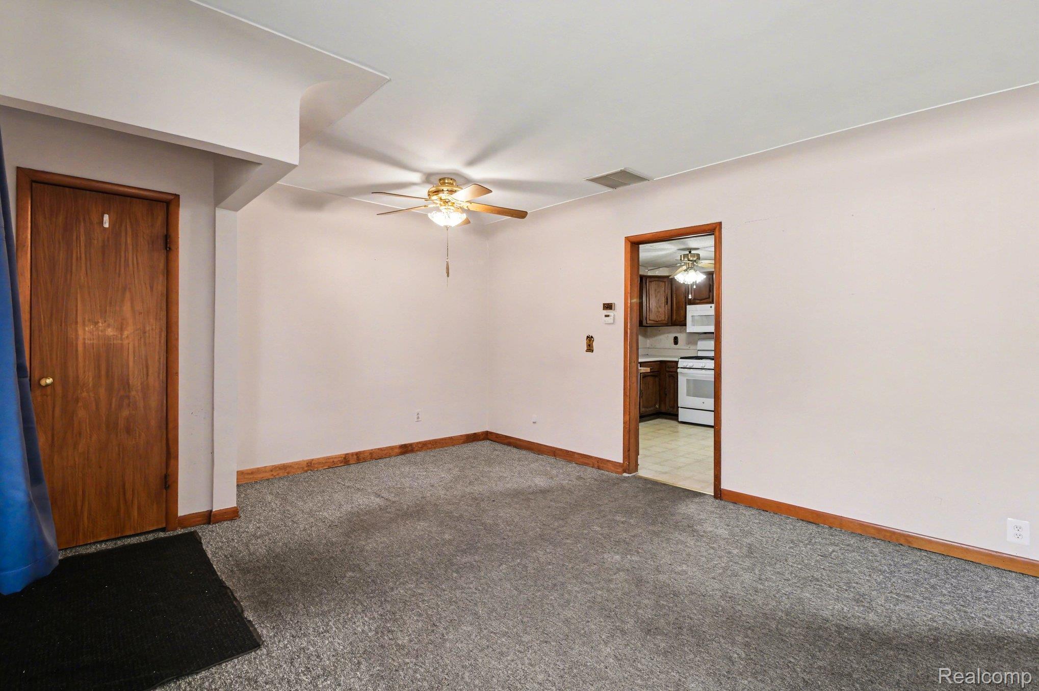 14611 New York Street